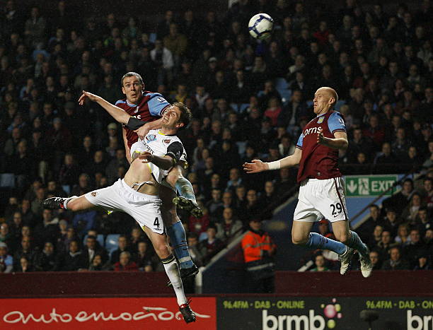 对海港后防 对海港后防