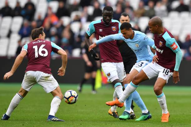 德尔加多职 德尔加多职